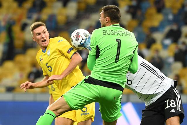 ESPN：FIFA希望引入FVS系统 教练能质疑裁判决定